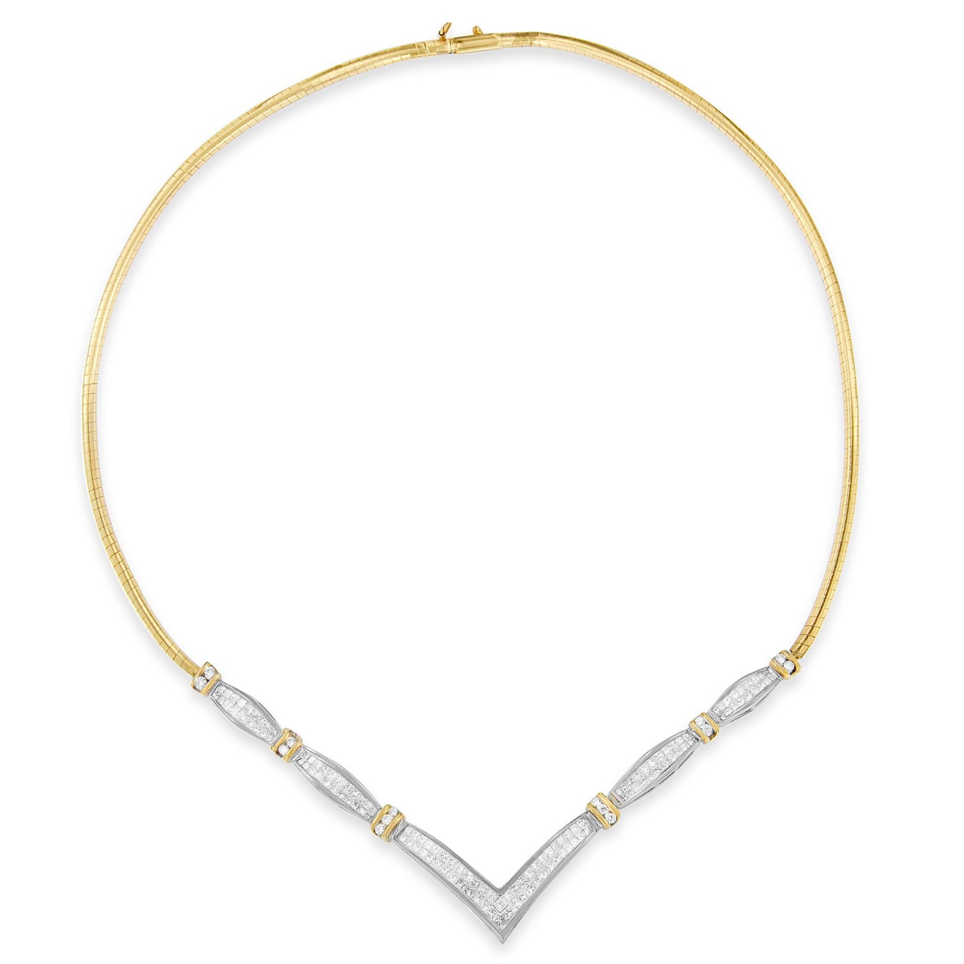 14K Yellow Gold 1/2 cttw Diamond V-Shape Pendant Necklace (I-J, I1